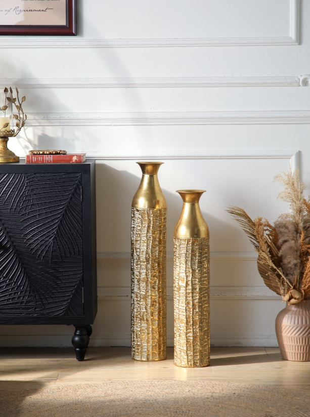 Tall Gold Textured Floor Vase – Luxury Metallic Statement Décor