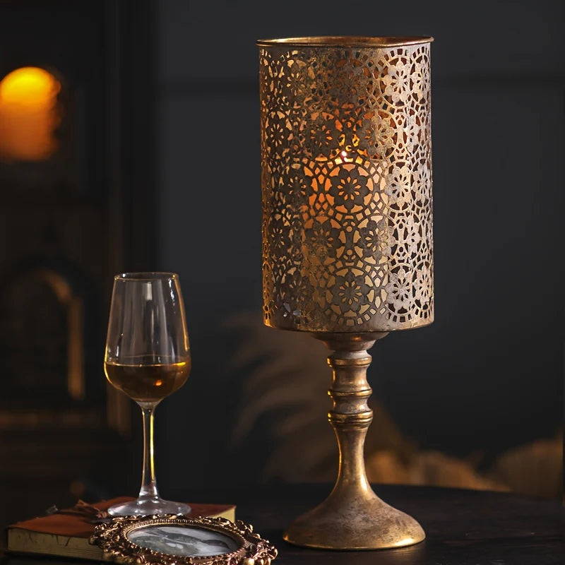 Metal candle holder