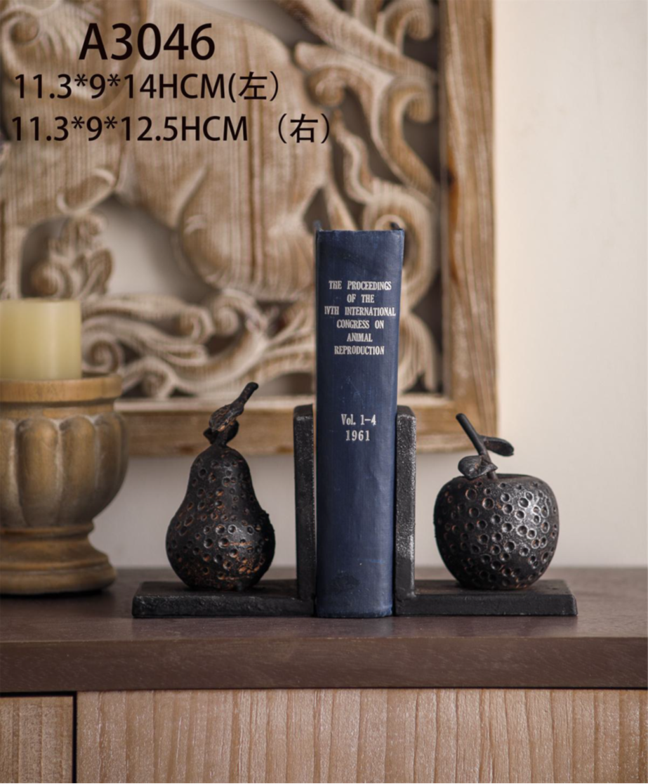 Rustic Fruit Accent Metal Bookends – Vintage Pear & Apple Set