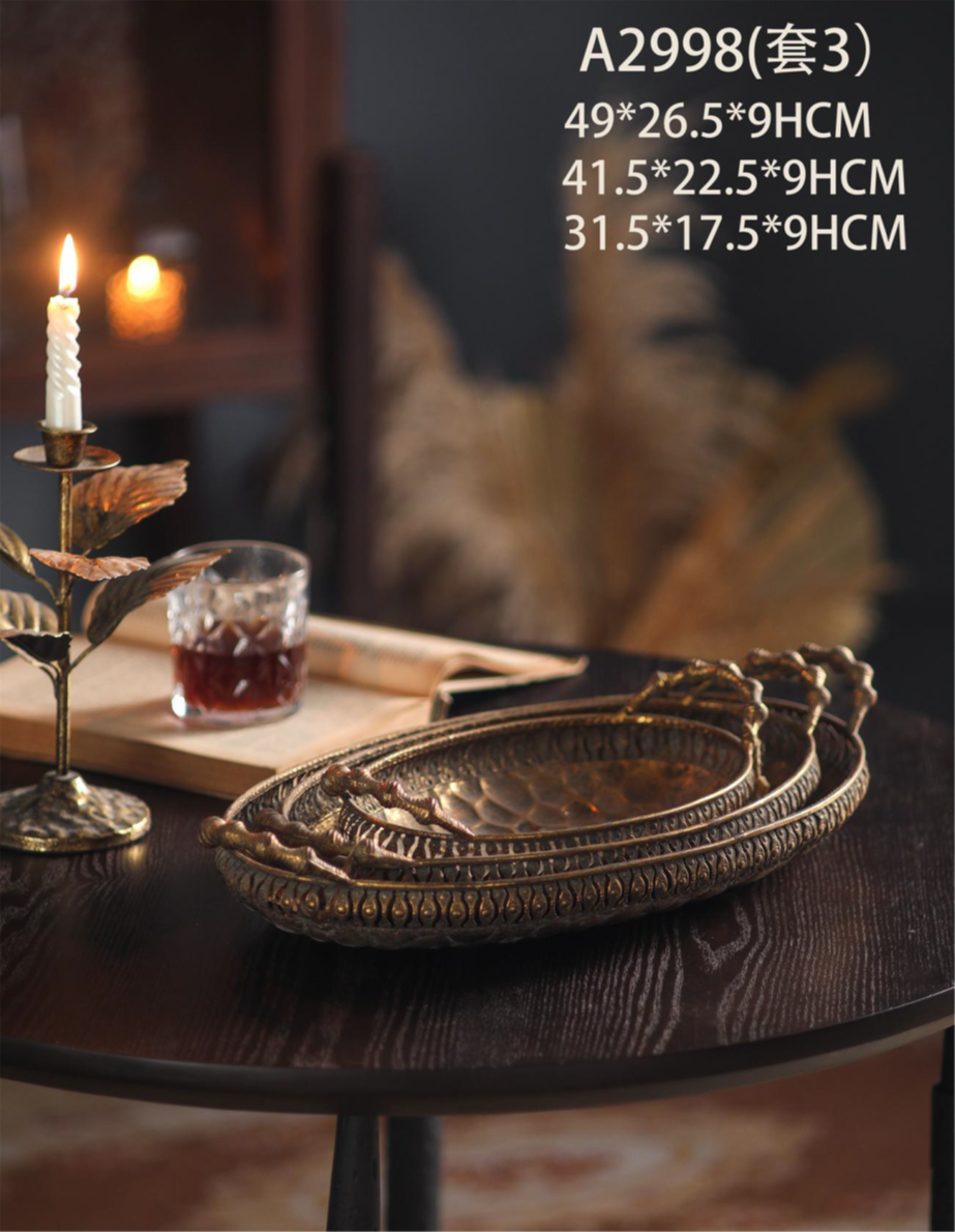 Heritage Oval Metal Tray Set – Vintage Carved Serving Trio
