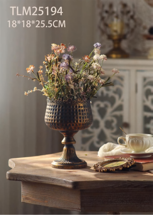 Aurelio Rustic Vase – Vintage Metal Decorative Flower Vase