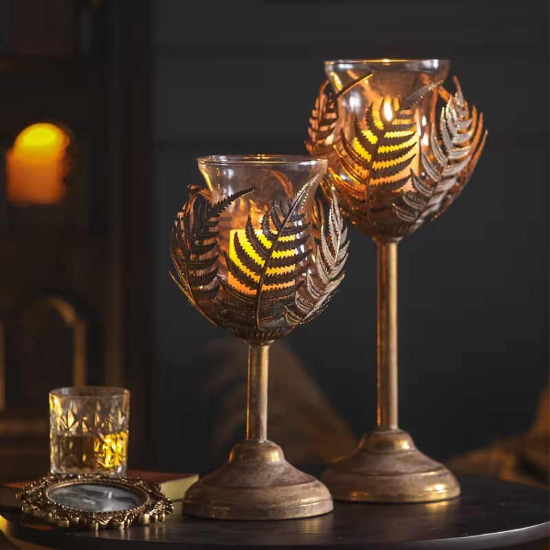 Vintage Leaf Design Metal Lamp