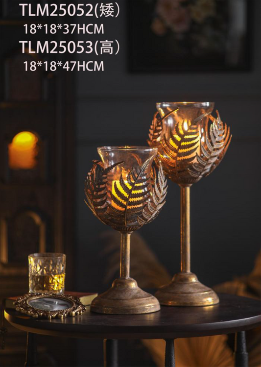 Vintage Leaf Design Metal Lamp