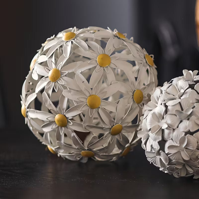BloomSphere Metal Decor Set – Rustic Daisy Orb Duo