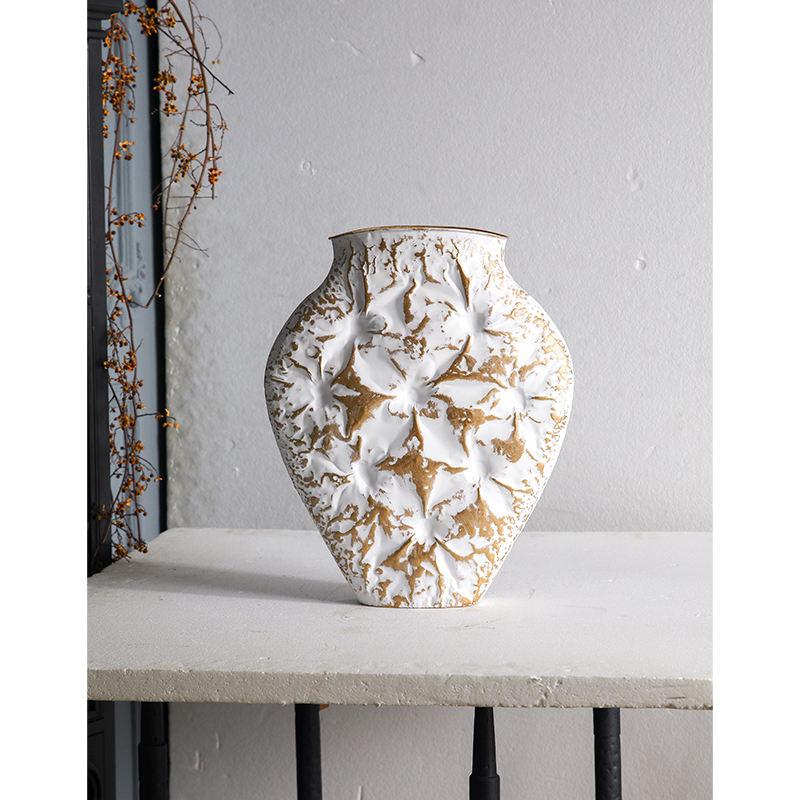 Elegant White & Gold Textured Decorative Vase – Luxury Modern Statement Duo