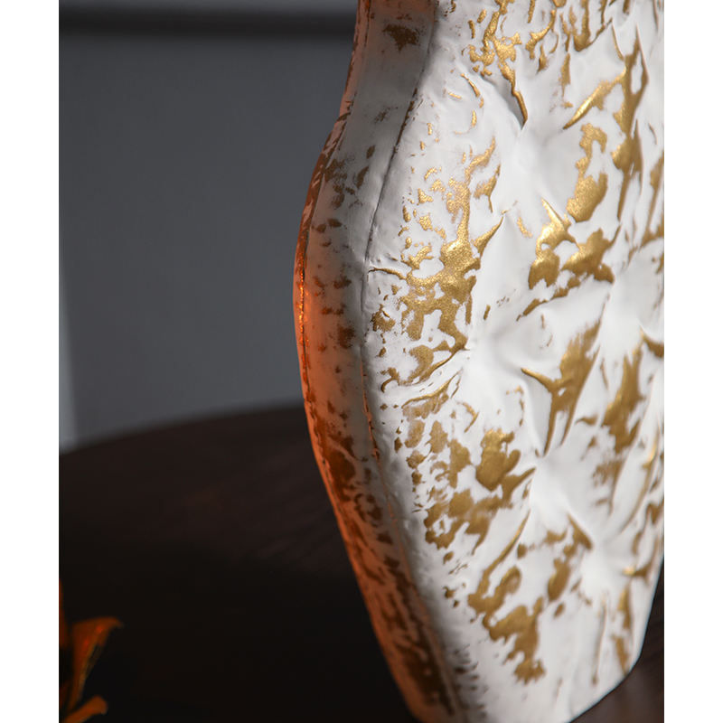 Elegant White & Gold Textured Decorative Vase – Luxury Modern Statement Duo