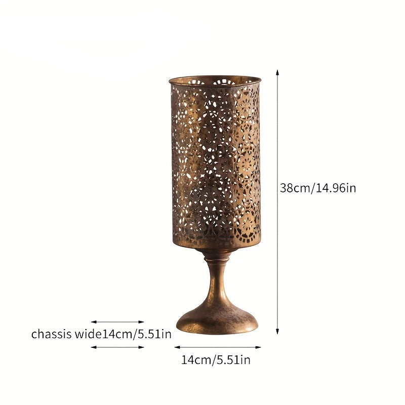 Metal candle holder