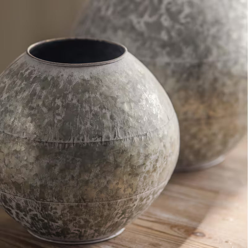 Marblea Rustic Vase – Textured Metal Decorative Flower Vases